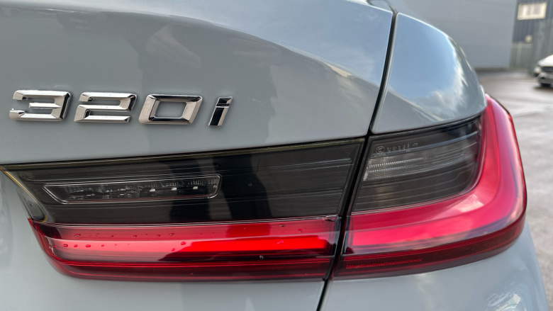 BMW 3 Series 320i M Sport 4dr Step Auto Petrol Saloon